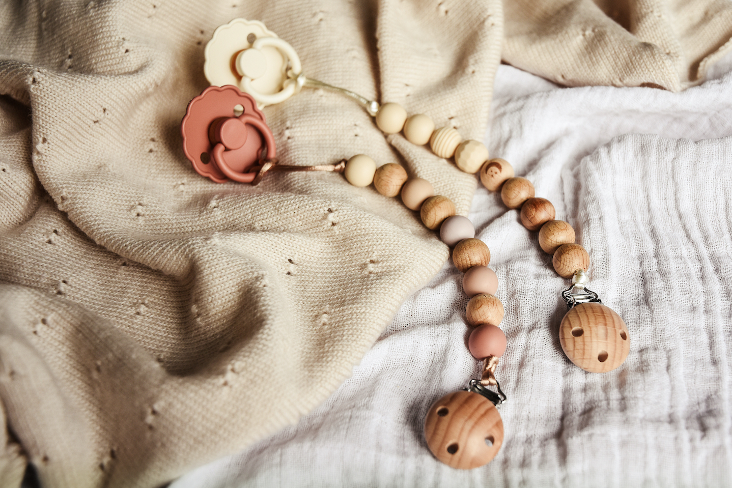 terug single intellectueel Speenkoord Donna CONFETTI -duurzame baby accessoire- Tashi Factory